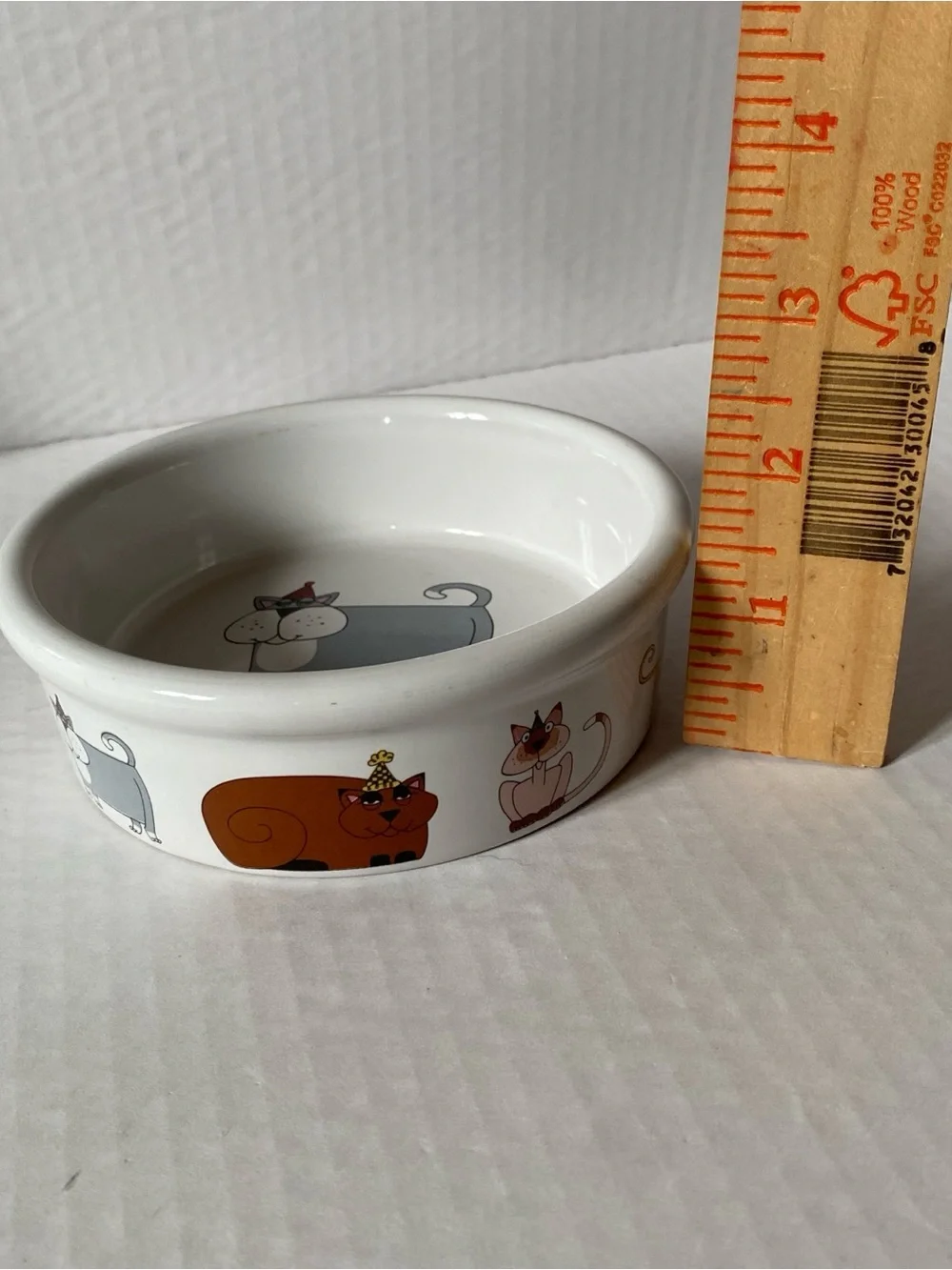 Cute whimsical Red and White Ceramic Cat Feeding Bowls with Cute Kitty Prints